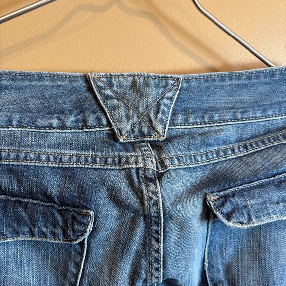 Vintage Y2K Split Back Flare Jeans Size 6 By DKNY NWT - Picture 9 of 9